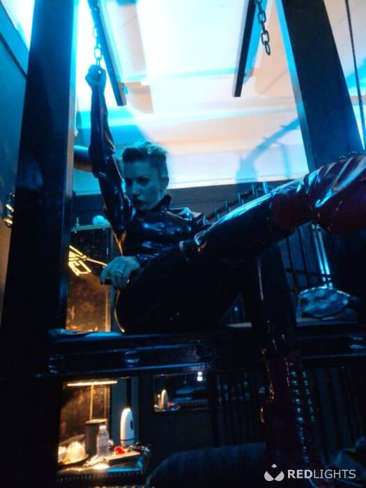 Mistress Emma (Foto)