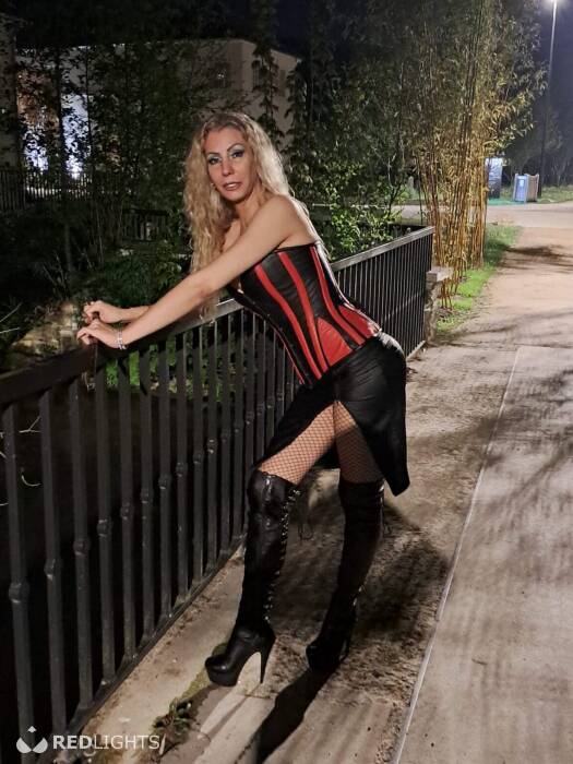 Maitresse Morgane en virtuel (Foto)