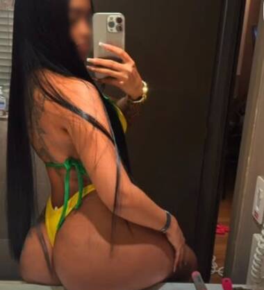 Jade  sexy
