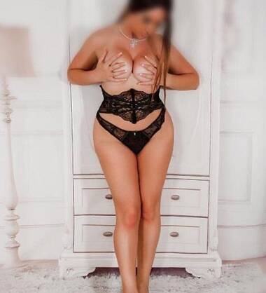 Sexy escorts available