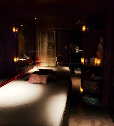 Lady Butterfly Massage