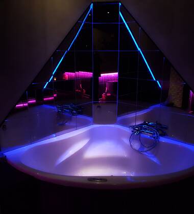 Lady Butterfly Massage