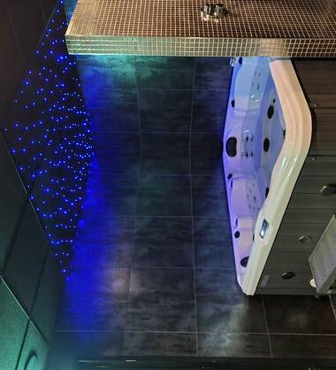 Lady Butterfly Massage