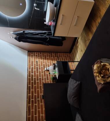 Lady Butterfly Massage