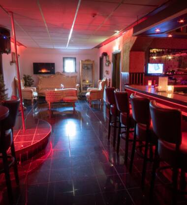 Lady Butterfly Massage