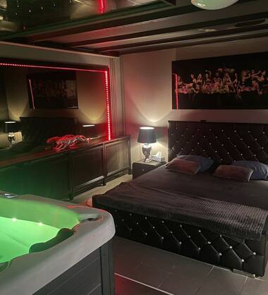 Lady Butterfly Massage