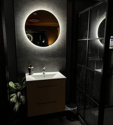 Lady Butterfly Massage