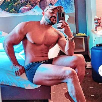 Brasílian Muscle Hot