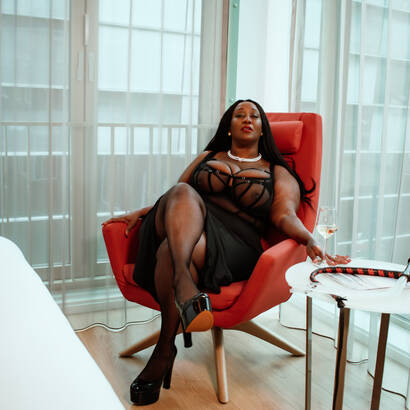 Elite British Dominatrix