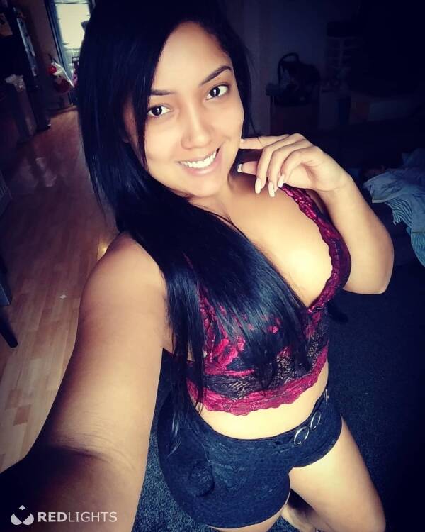 Escort Daby