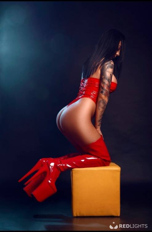 Thuisontvangst Kinky Llana