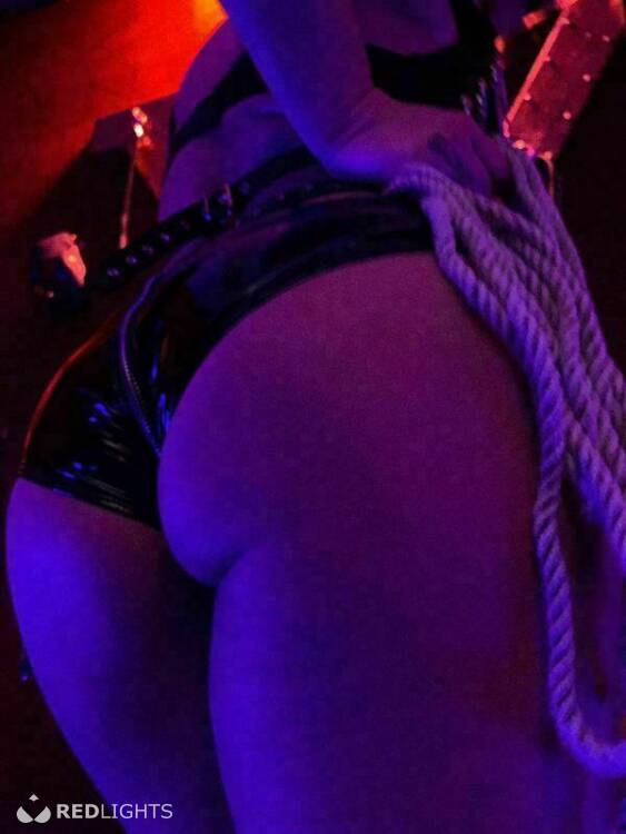 Thuisontvangst Goddess Skyler