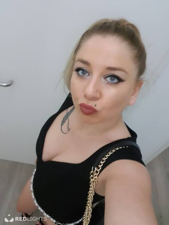 Escort Maya