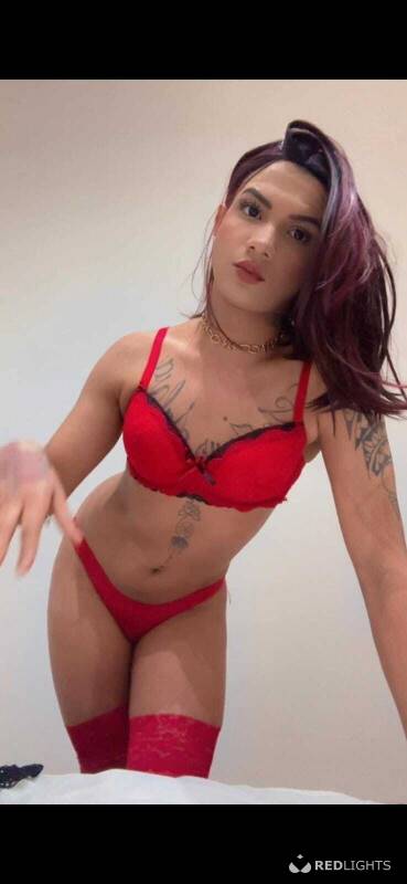 Scarlet (Foto)
