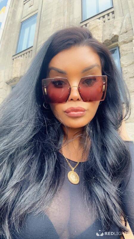 JulieBelissima (Foto)