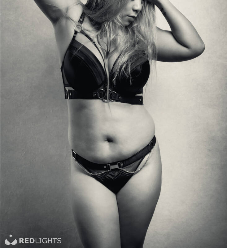 Nikki (Foto)